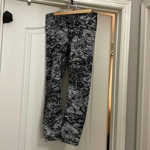 Lululemon Luxtreme Wunder Under Tights